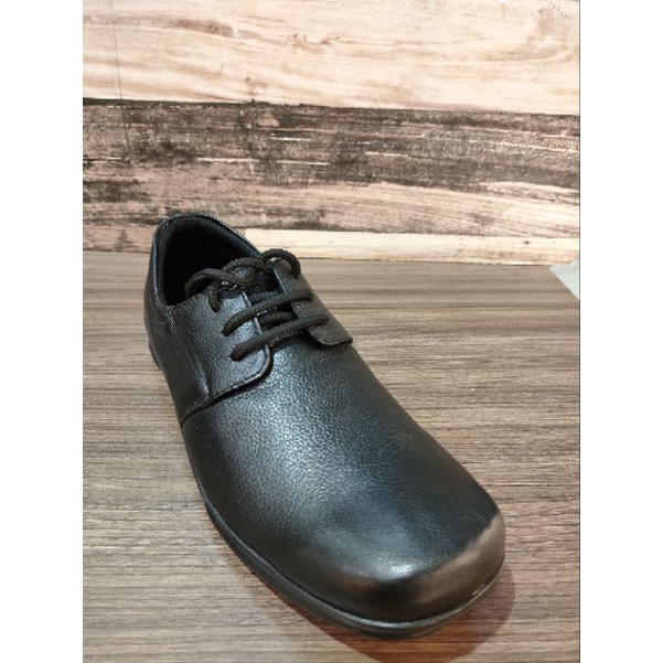 BUCCHERI Pantopel hitam anak