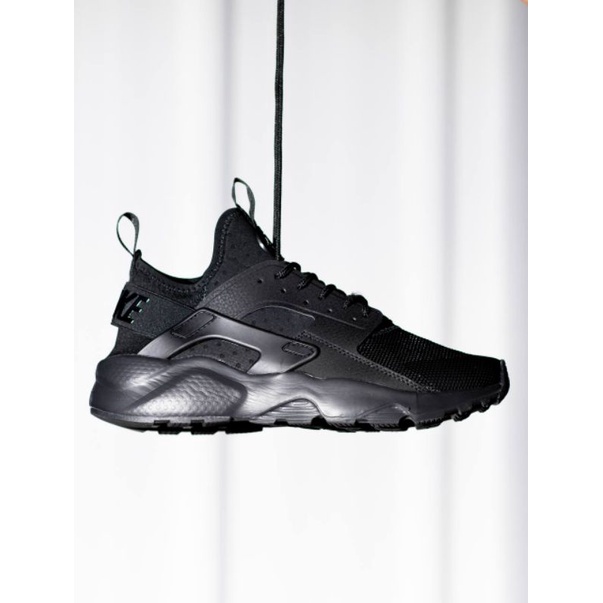 Nike Air Huarache Run Ultra &quot;Triple Black&quot; (1)