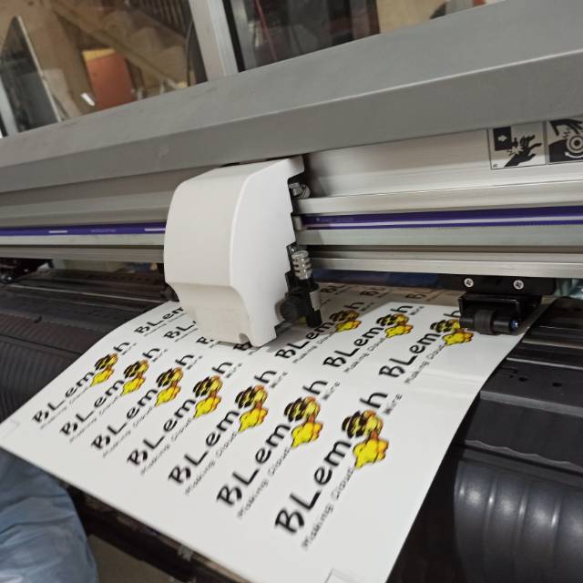 

Cutting Stiker A3 (Jasa Cutting saja)