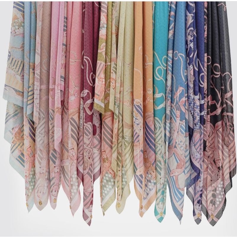 Buttonscarves Chain 2 La Bella Series