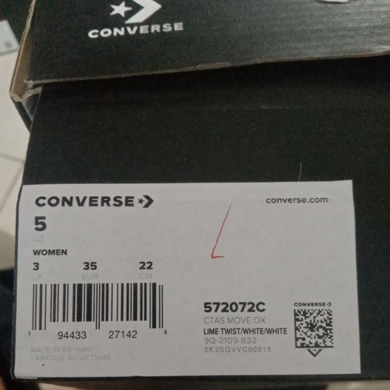 sepatu Converse original 572072C