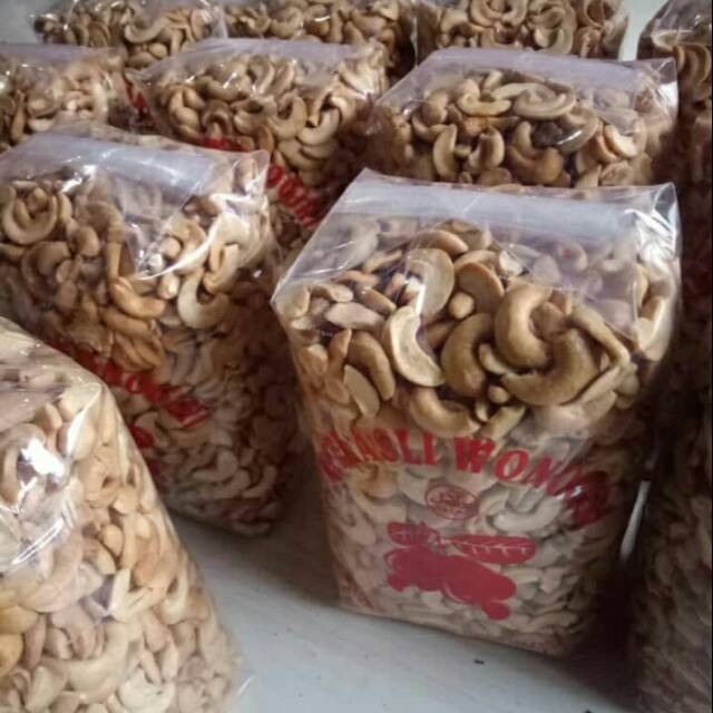 

KACANG MEDE/KACANG MEDE BELAHAN/KACANG MEDE ASLI WONOGIRI 1KG