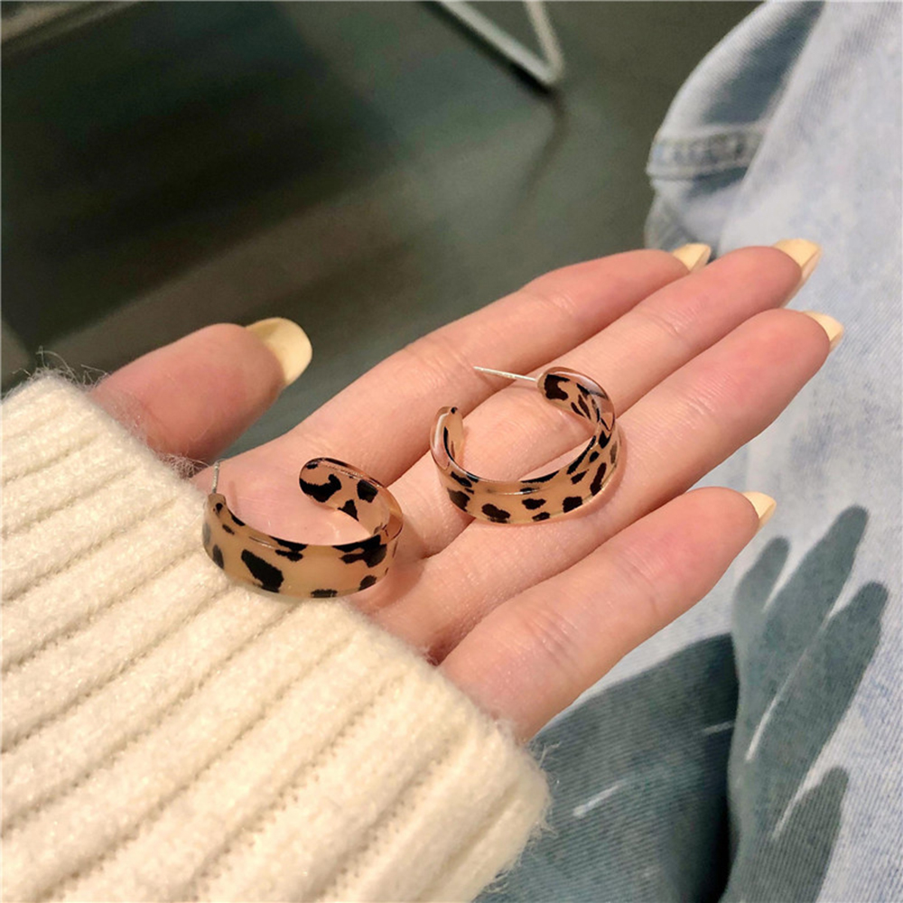 Anting Stud Bentuk Lingkaran Motif Print Leopard Gaya Korea Untuk Aksesoris