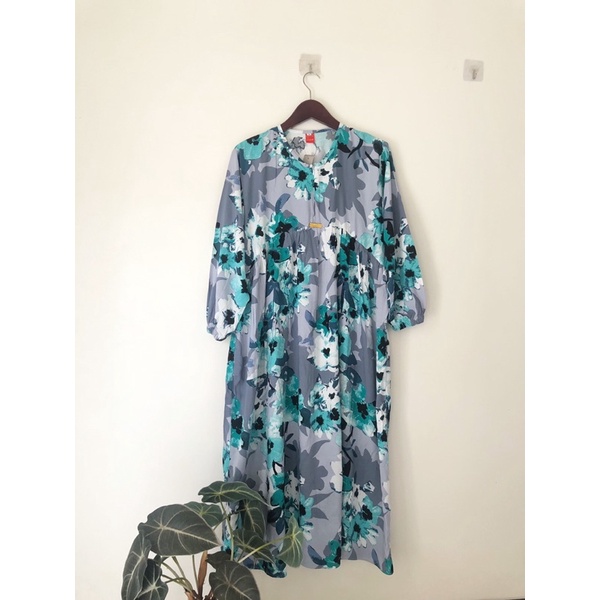 MIDI DRESS RAYON MOTIF BUNGA/MIDI DRESS WANITA TERBARU/MIDI DRESS KEKINIAN/MIDI DRESS JUMBO/MIDI DRESS RAYON/MIDI DRESS TERMURAH/MIDI DRESS VIRAL kEKINIAN/BAJU SANTAI/BUSUI/BIG SIZE/MIDI TRENDI MASA KINI/GAMIS/DASTER/XL-XXl/LD 115-120/BAHAN