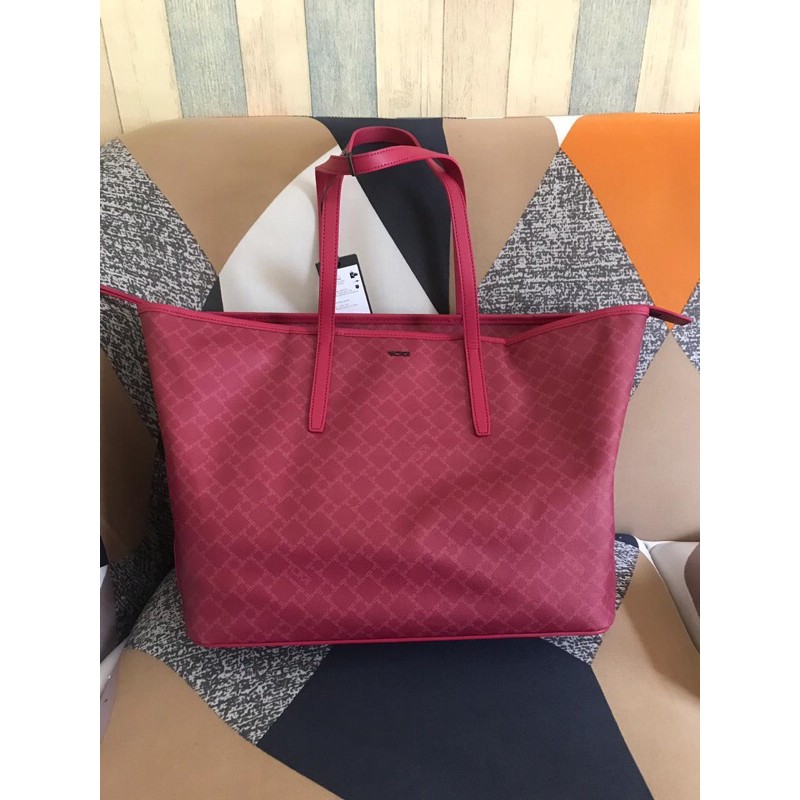 Tumi Tote Everyday Authentic