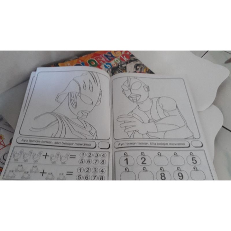 

buku mewarnai ultramen jumbo