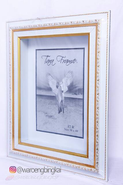 FRAME PIGURA BINGKAI FOTO BOX MAHAR 3D UK 16R 40X50CM UKIR