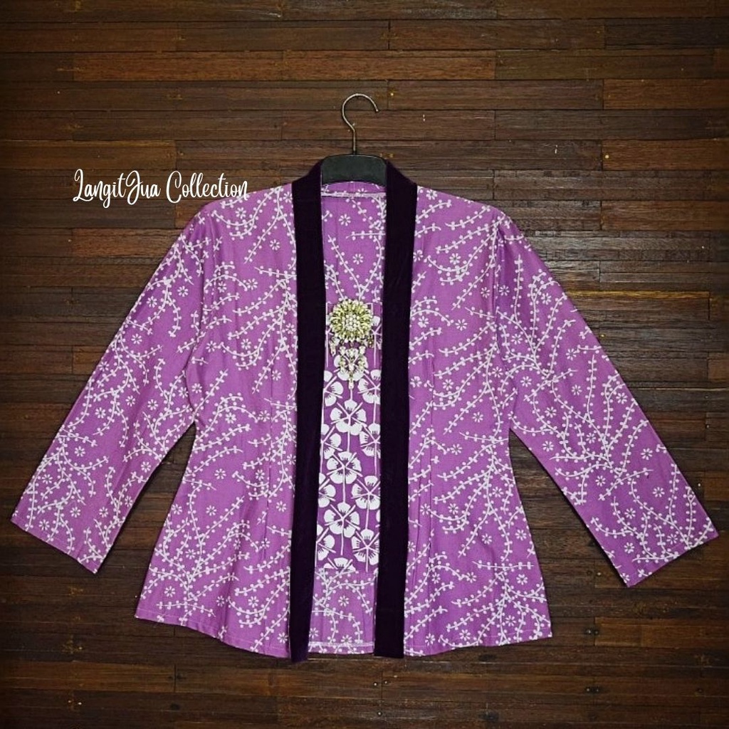 KEBAYA KUTUBARU BATIK  BELUDRU MODERN | OUTFIT KONDANGAN LILAC - LANGITJUA BATIK SOLO