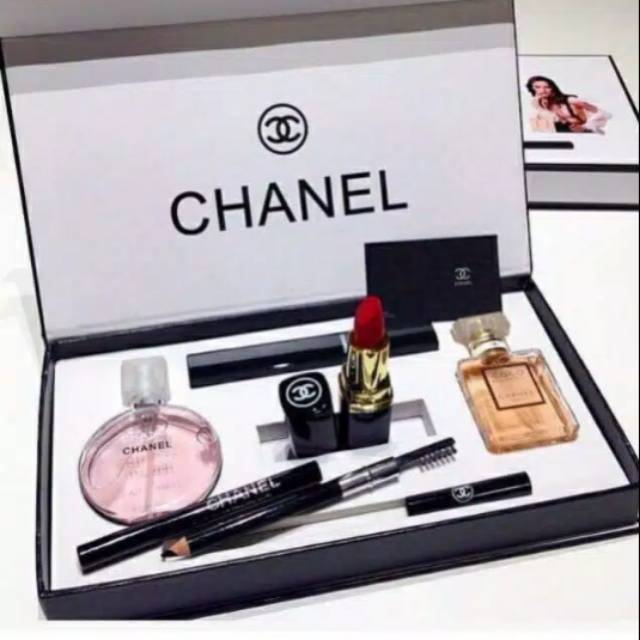 CHANEL SET Makeup 5in1