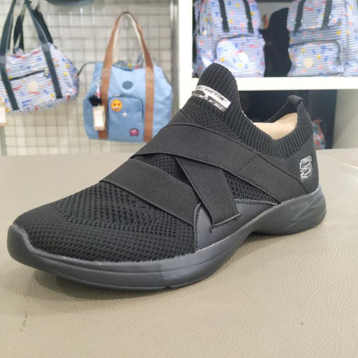 SEPATU CEWEK SKECHERS BOBS SPORT SQUAD ORIGINAL SHOES