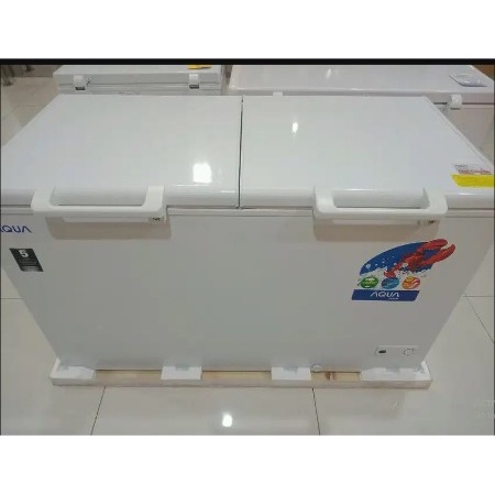 Box Chest Freezer 550 Liter Ukuran Besar 500 Liter Besar Aqua AQF-550R AQF550R