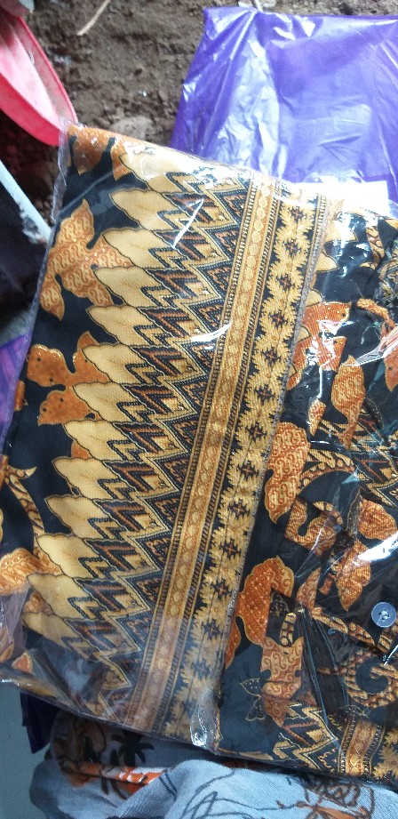 Lembayung.id / Kemeja Batik Lengan Panjang Paya Gold