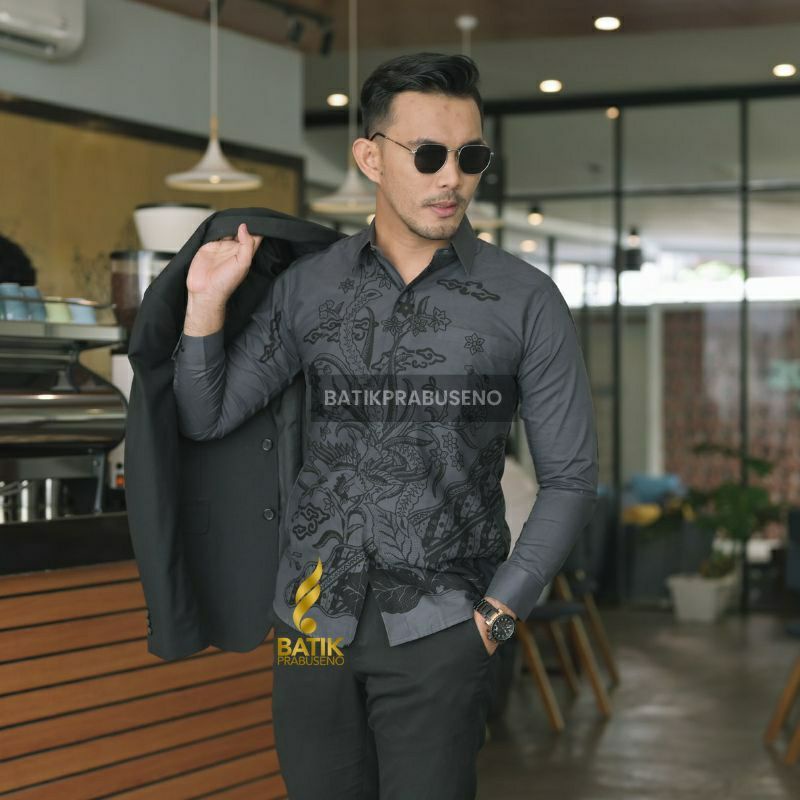 DANUDARA  Kemeja Batik Pria Slimfit Premium Bahan Katun Halus Lapis Furing