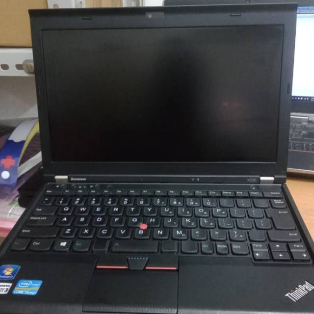 *Lenovo Thinkpad X230* 
Core i5 Gen 3 | RAM 4Gb |