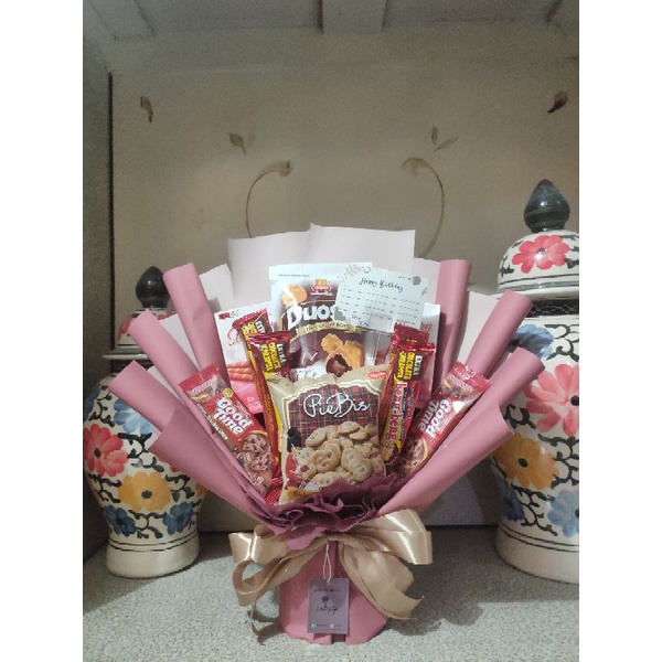 

Buket Snack/Buket Ulang Tahun/Buket Wisuda