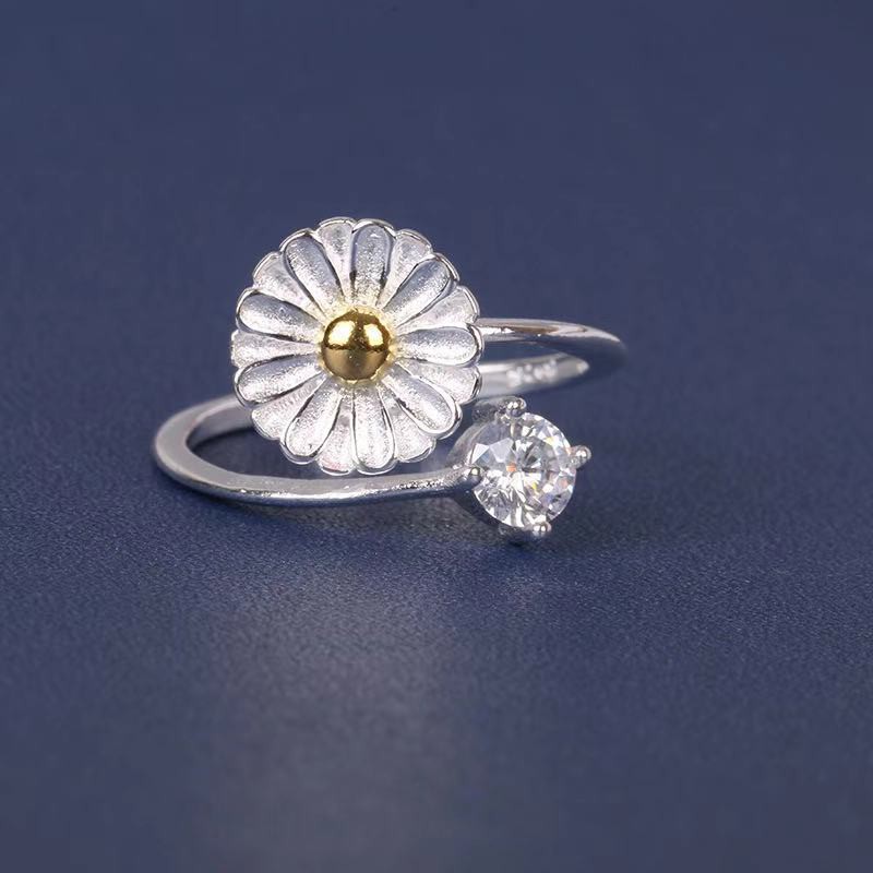 Cincin Daisy Bunga Fashion Aksesoris Untuk Wanita / Cincin Daisy Wanita Korean Import