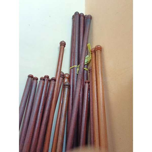 

Tiang bendera kayu tinggi 2.5 diameter 3.1