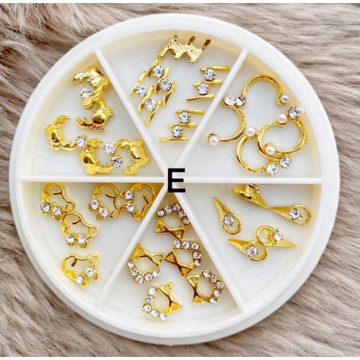 [6PCS ACC WHEEL NAIL ART GEMS] NAIL CHARMS SWAROVSKI AB NAIL ART PEARL / NAIL /KUKU