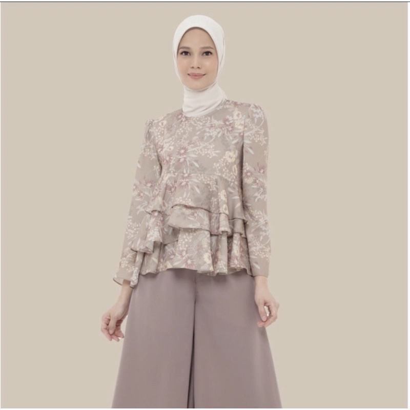 PRELOVED WEARING KLAMBY CECILIA BLOUSE