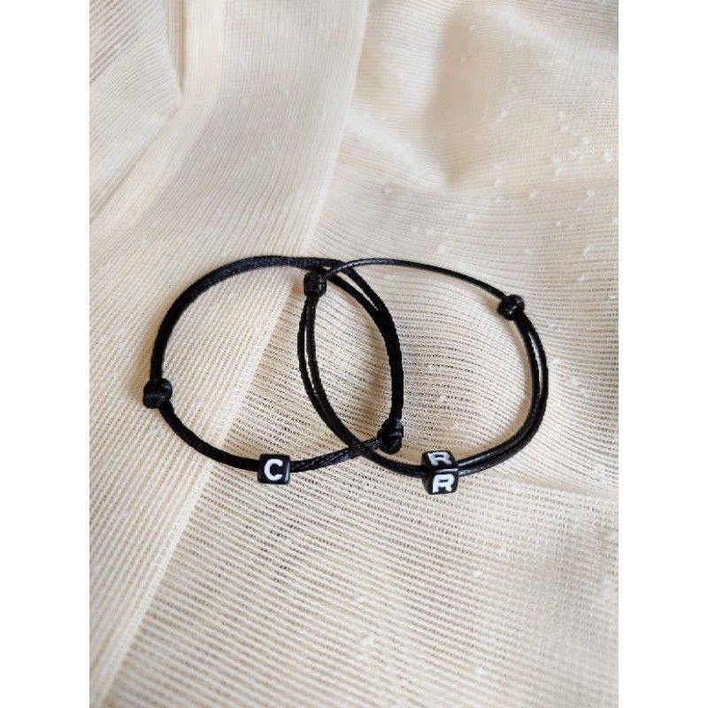 COSTUM GELANG TALI COUPLE INISIAL TALI KOREA (beli 10 pcs free 1 Glng polos) gelang viral / gelang kaki / gelang Costum / gelang kekinian / gelang simpel / gelang emas / gelang cantik / gelang imut / gelang persahabatan / gelang BESTie / gelang cinta