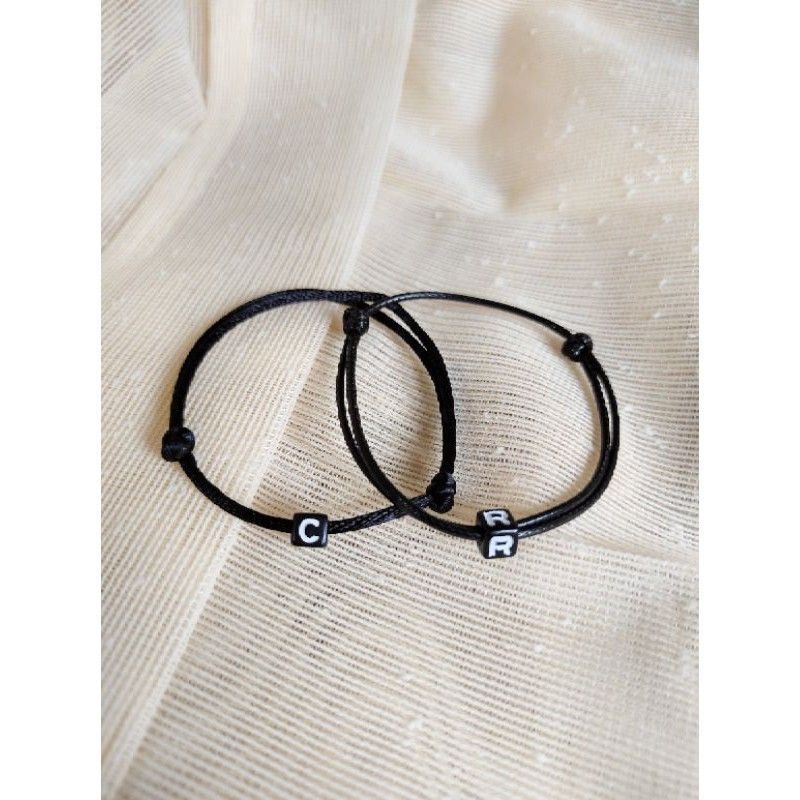 (GRATIS) COSTUM GELANG TALI COUPLE INISIAL TALI KOREA  BELI 10 FREE GELANG POLOS 1gelang viral / gelang kaki/ gelang Costum / gelang huruf / gelang kekinian / gelang simpel / gelang emas / gelang cantik / gelang persahabatan / gelang BESTie / gelang cinta