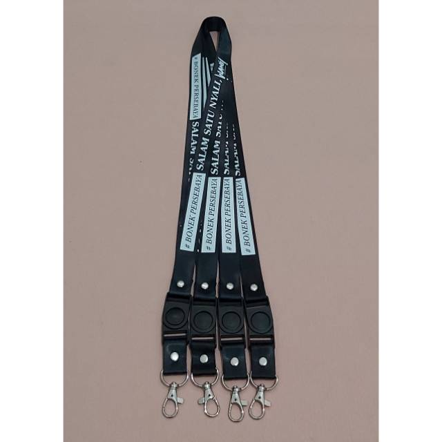 

KALUNG LANYARD PERSEBAYA / TALI LANYARD PERSEBAYA / LANYARD PERSEBAYA ORIGINAL