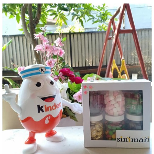 

Mini Hamper Eksklusif/ Parcel Mini Lebaran/ Hadiah Unik/ Paket Coklat/ Hanpers Lebaran