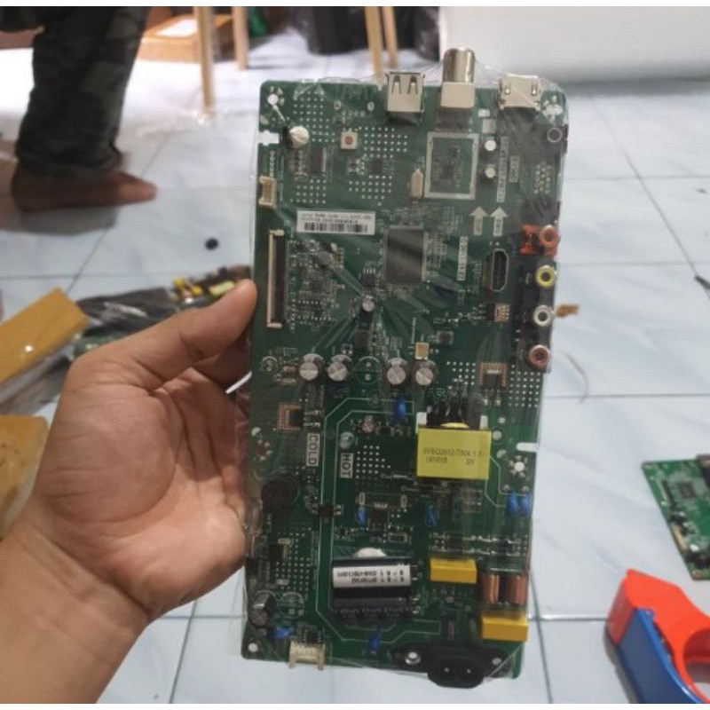 32F305G (60 PIN) MAINBOARD- MOTHERBOARD- MB TV PANASONIC 32F305G (60 PIN)