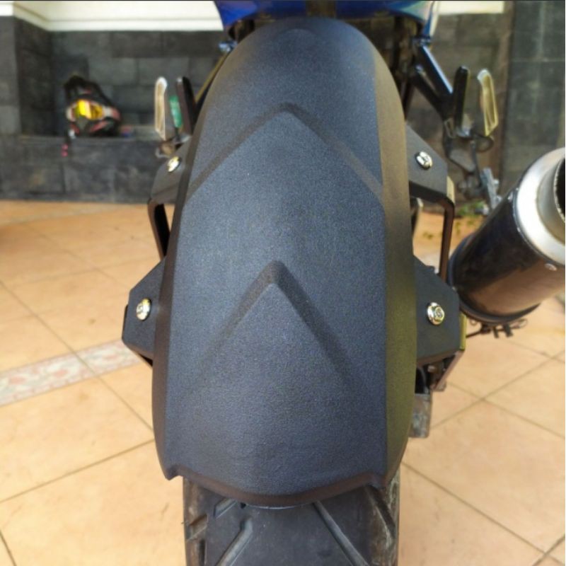 MUDGUARD BELAKANG UNIVERSAL CB150X CB150 CBR150 VIXION BYSON GSX SUPRA GTR JUPITER MX