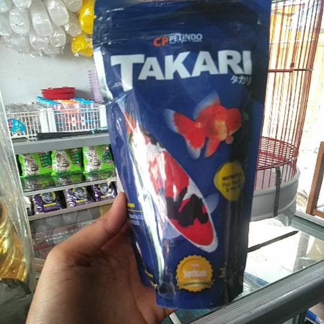 takari makanan ikan