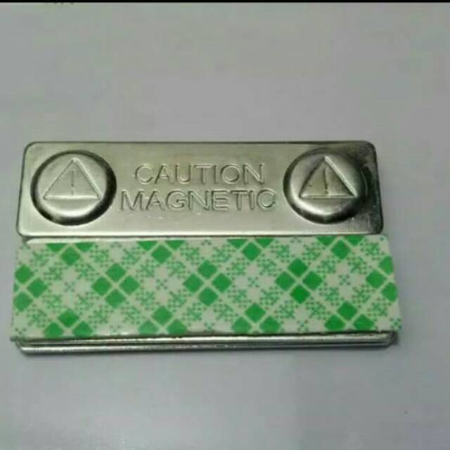 

MAGNET NAME TAG/ MAGNET UNTUK NAMA DADA