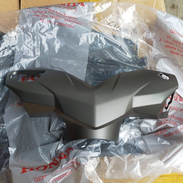 batok depan vario 110 fi led esp grey gray doff k46 original