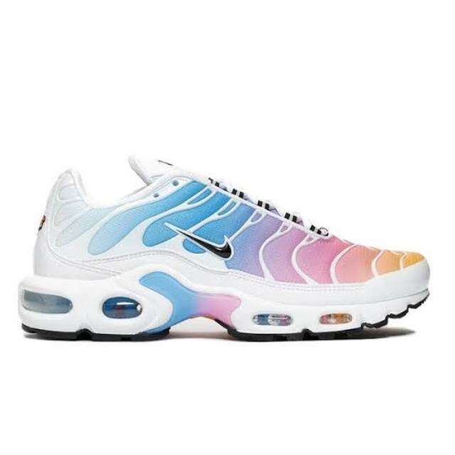 air max plus white and pink