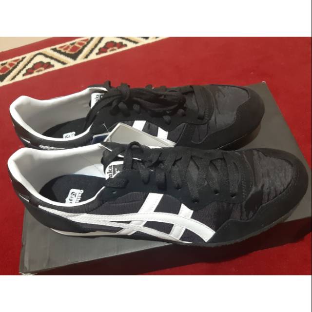 Onitsuka Tiger Serrano - Black US 11.5 / EUR 46 / JPN 29cm