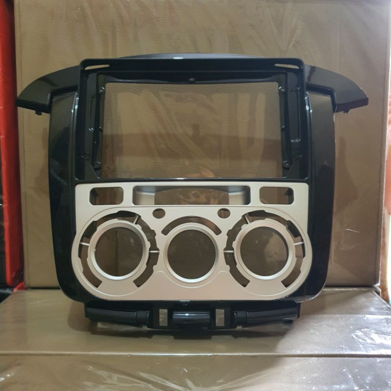 Jual Frame Head Unit Android Kijang Innova Inch Auto Dan