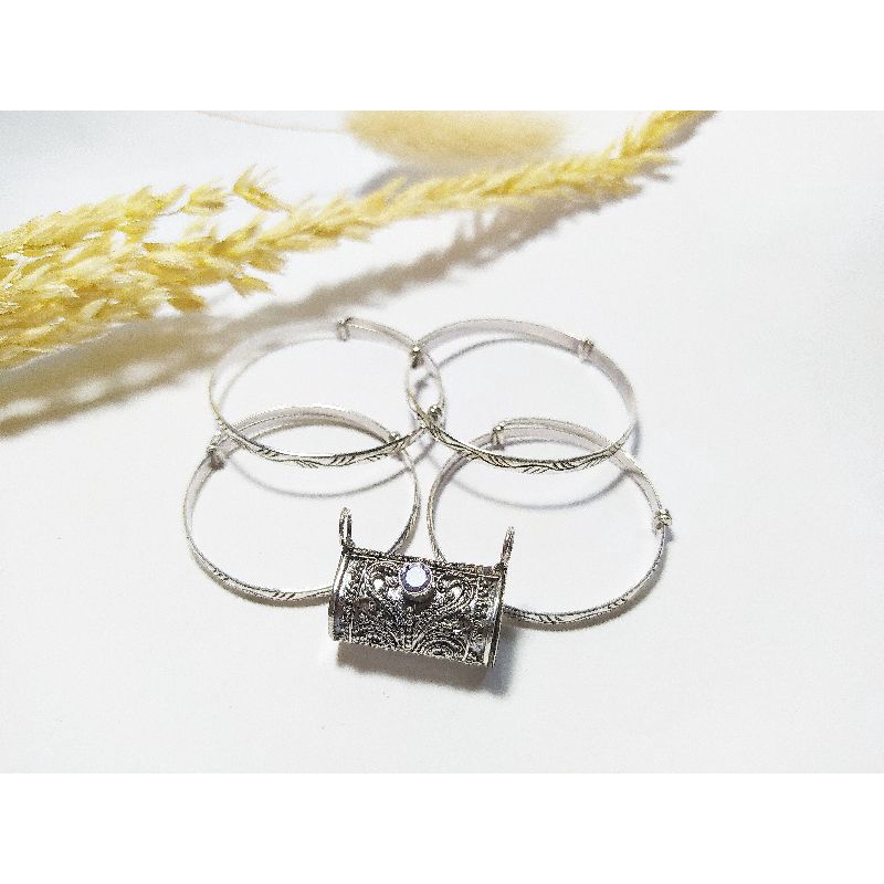 Gelang Bayi Perak dan Bandong Perak 925 Handmade Perhiasan Perak Bali dengan kualitas terbaik standa