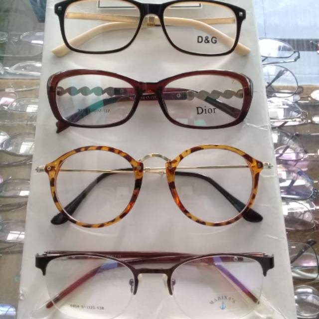 Kacamata minus plus dan silinder