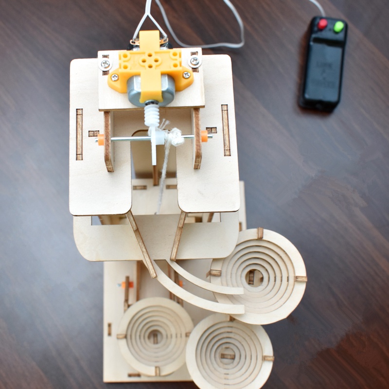 Mainan Rakitan Rel Lintasan Bola Kelereng Elektronik 3D Handmade Untuk Edukasi Anak