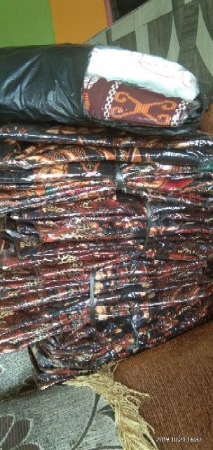 Kemejabatikpria/batikpria/batikcowok/bajubatik/pakaianbatik/batikpekalongan/batik Oval Litle