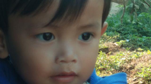 27 Pemasangan Atribut Baju Pramuka Penggalang Putri