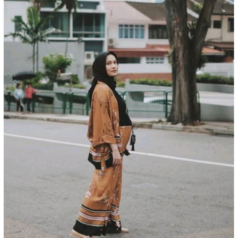 preloved by dwihanda  baju brand minimal outer kulot