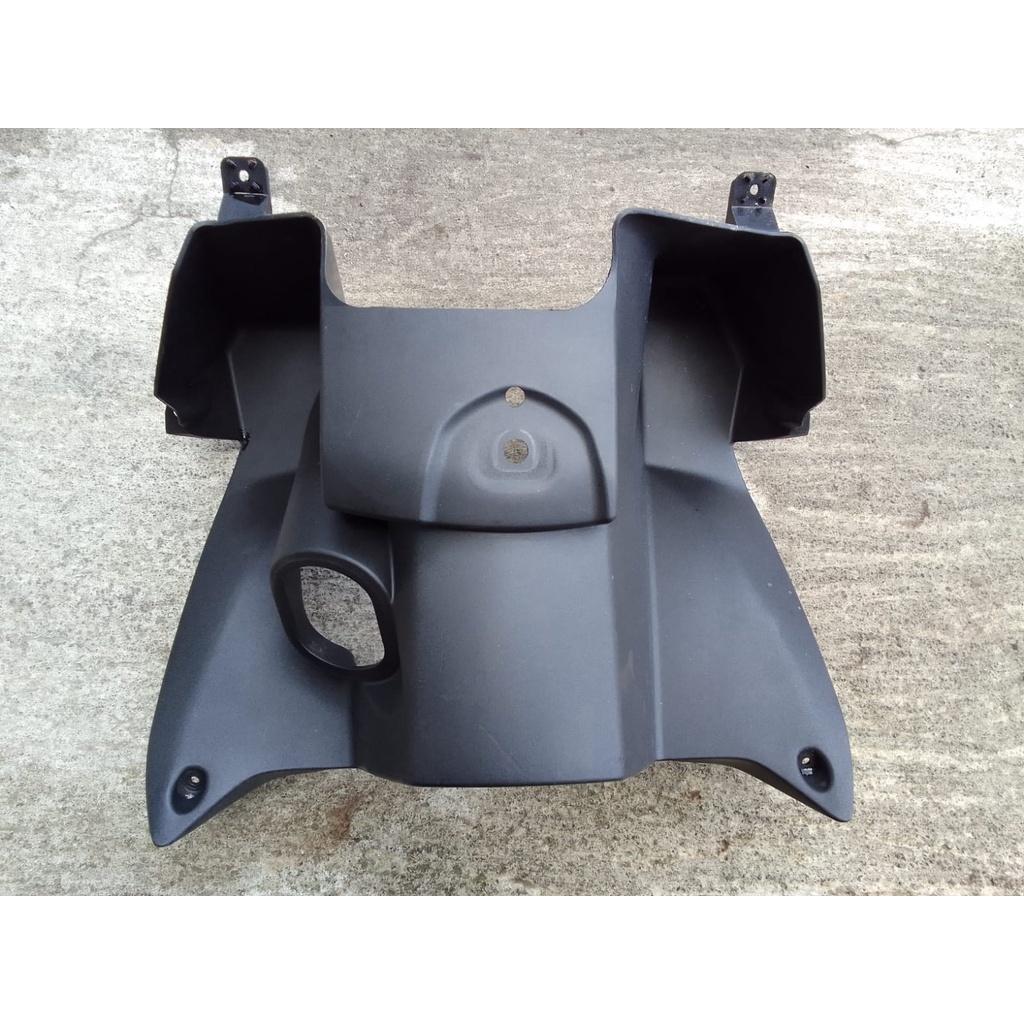 Cover Inner Upper Laci Dashboard Leksil Kunci Kontak Atas Beat Fi Original