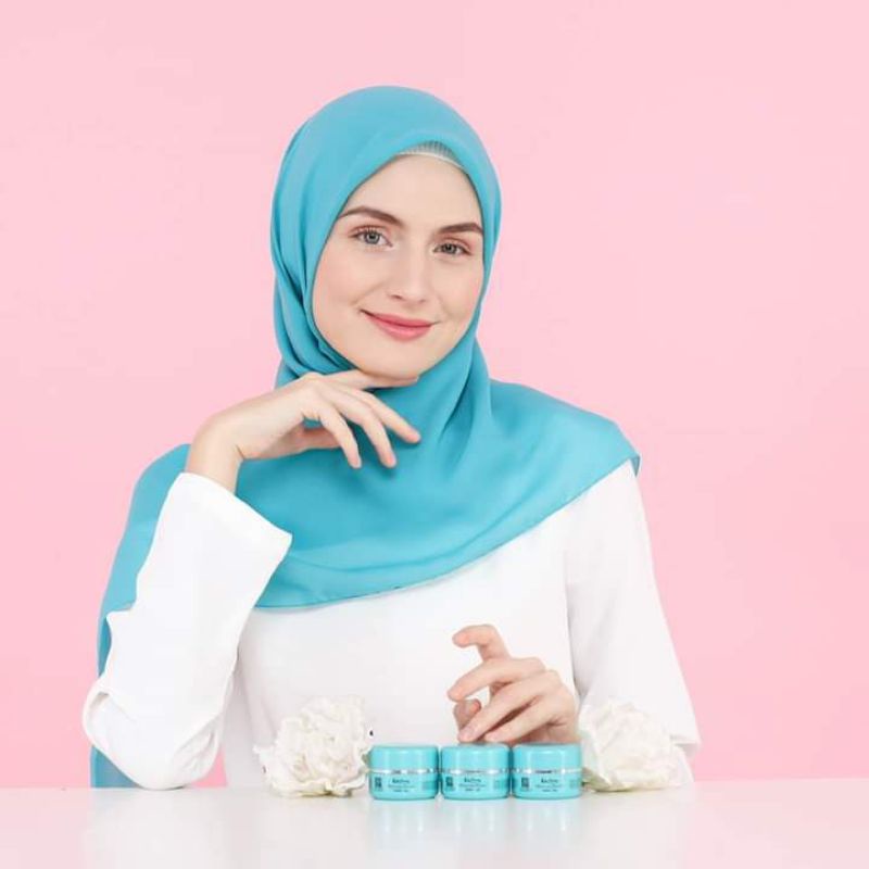 cream eliza beauty