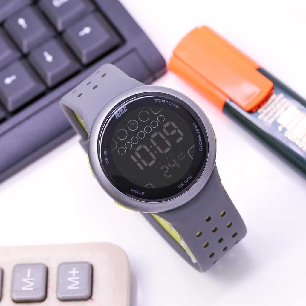 JAM TANGAN DIGITAL NIKE SPORTY RUBBER MODEL BULAT BEST SELLERS