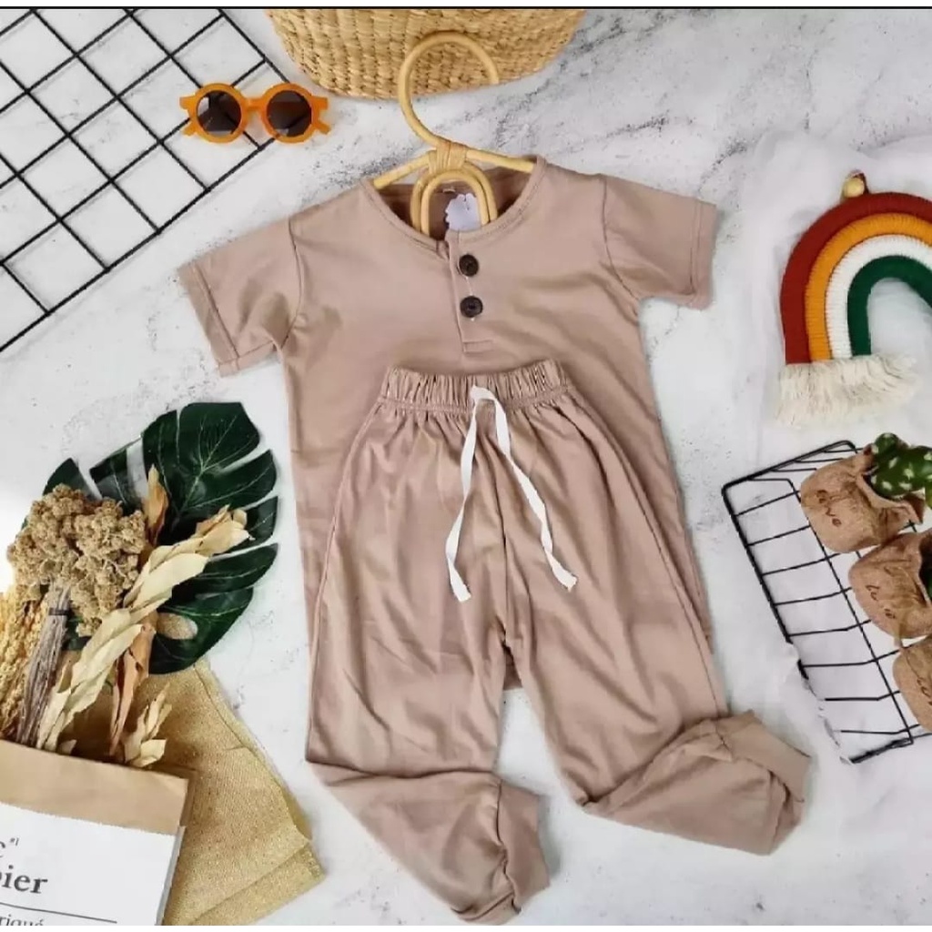 SETELAN KIANO PANJANG 1-5 TAHUN BAHAN BABYTERRY ADEM NYAMAN DI PAKAI REAL PICT SESUAI GAMBAR YA MOMS MAAF UNTUK WARNA RANDOM BISA UNTUK ANAK LAKI LAKI DAN PEREMPUAN/BAJU ANAK LAKI LAKI /BAJU ANAK PEREMPUAN BISA PILIH WARNA