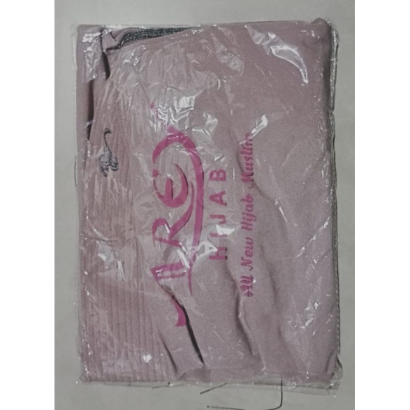 Jilbab Instan Jumbo Syar'i By AREY-COKSU CREAM