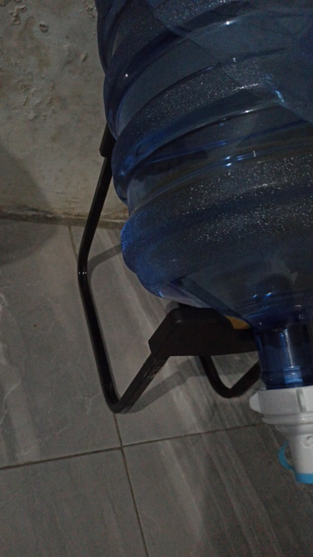 J013 Rak Galon air mineral / RAK KAKI GALON AIR BESI plus KRAN GALON