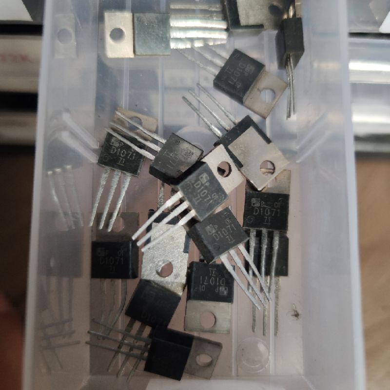 CHIP IC DRIVER D1071 ECU