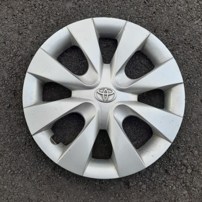 Whelldop TOYOTA all new avanza R14 bekas velg kaleng mobil