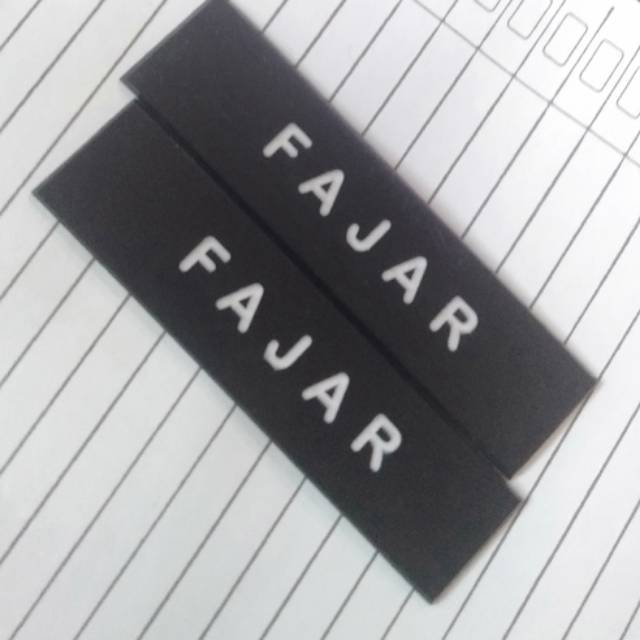 

Nametag Nama Dada Doff Grafir